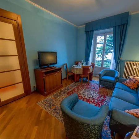 Sleeps 5 Menaggio